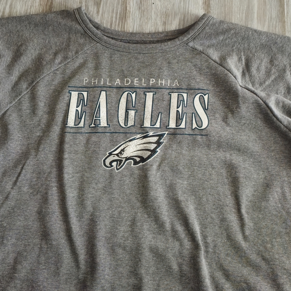 NFL Philadelphia Eagles Gray Sweatshirt - Picture 5 of 6